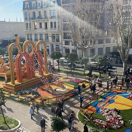 Appartement Le Regency, Familial Au Coeur Du Centre-ville, Des Celebres Jardins Bioves, Et Seulement A 1 Minute A Pied De La Menton